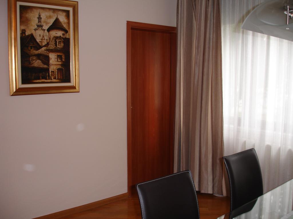 Apartment Ina Zagreb Ruang foto